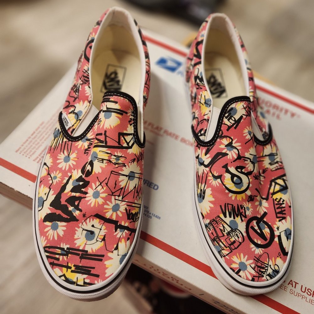 Vans Classic Slip On Floral Pink Black Graffiti Skate Shoes Brand New - Size 13